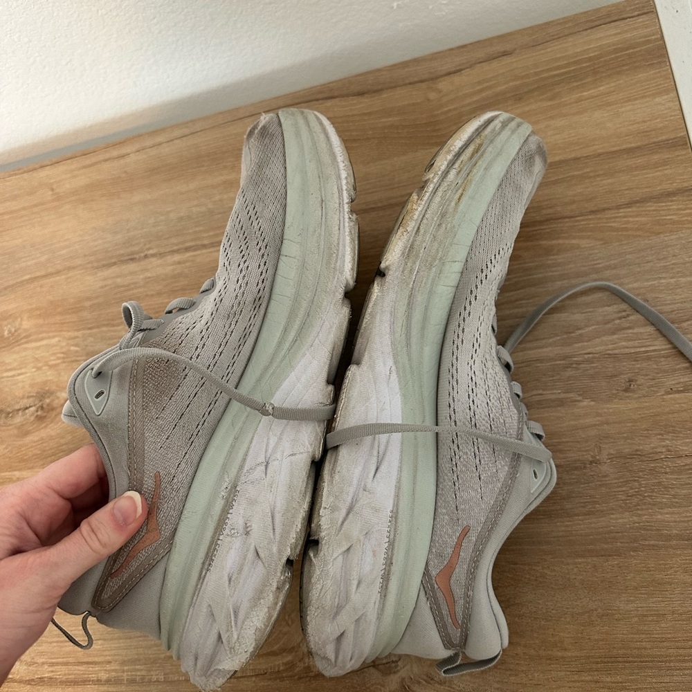 HOKA Women’s Bondi 8 - Picture 11 of 16